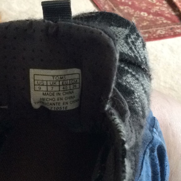 TOMS sneakers, lace up tribal fabric pattern Black - Picture 4 of 5